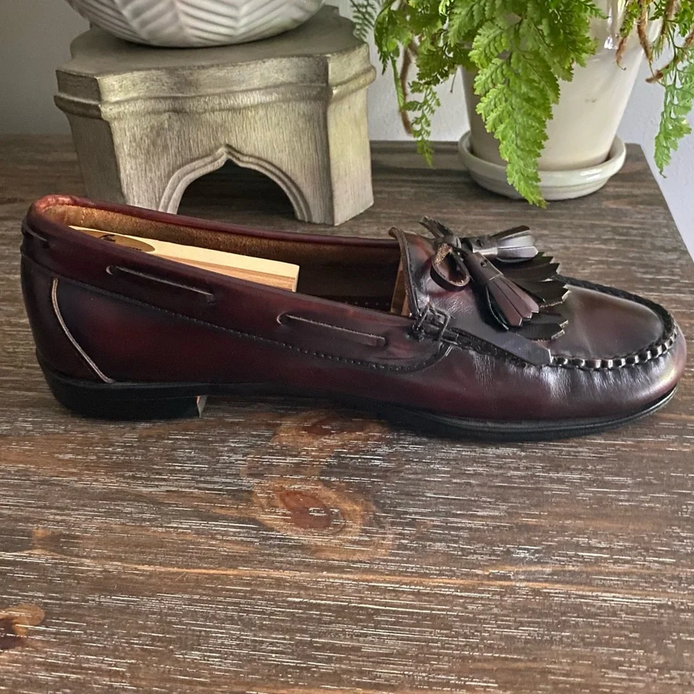 Cole Haan Mens 10D Pinch Tassel Leather Loafer Burgundy Business‎ Casual Shoes